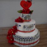 Money weddingcake